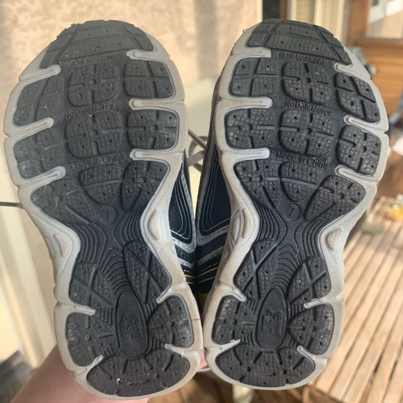 🌈BOGO 50% off🌈 Starter Little Kids Sneakers, Size 7, NWOT! Perfect Condition! - Picture 10 of 13